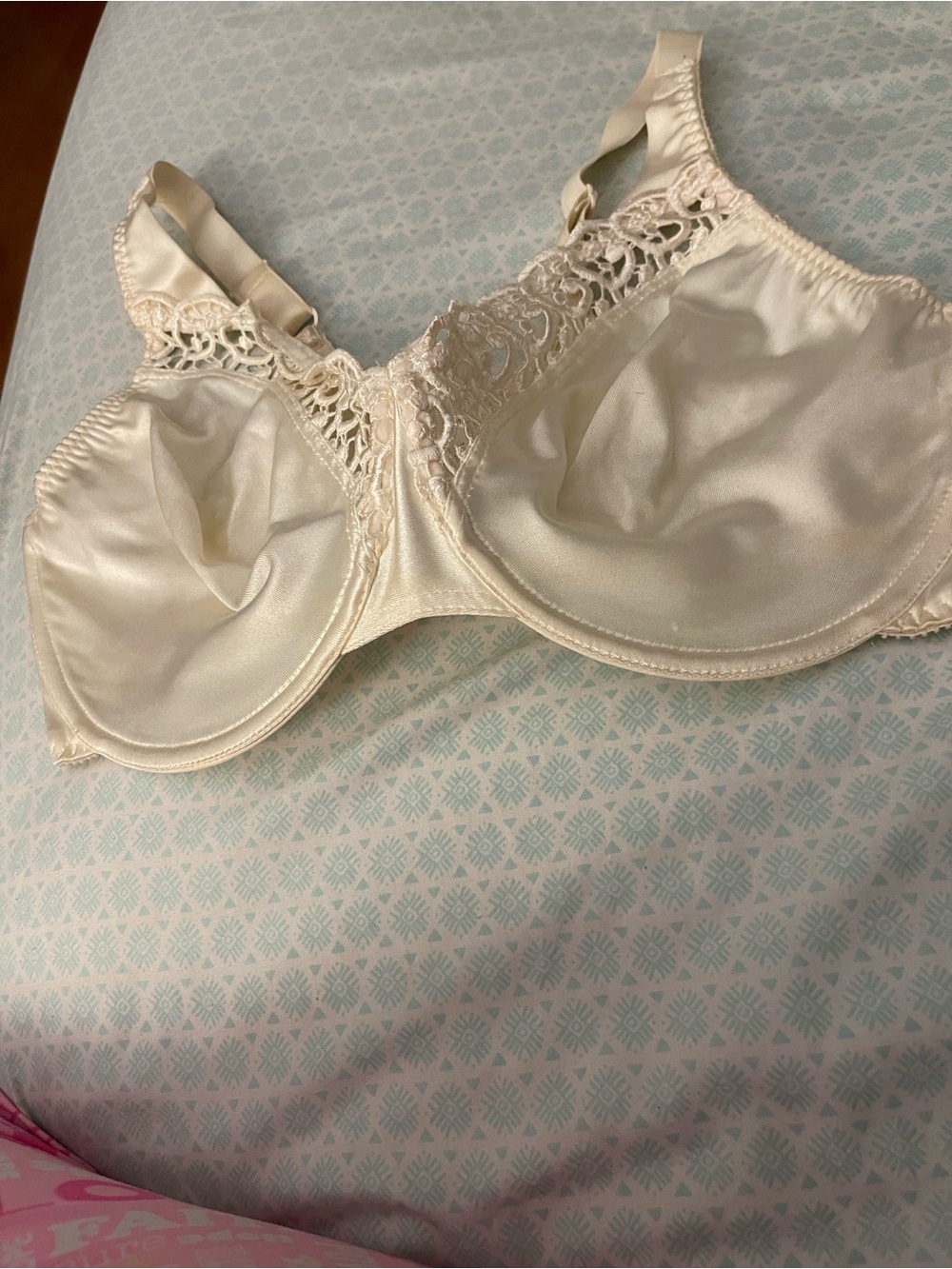 Olga Women's Lace-Trim Satin Full-Cup Bra - Cream